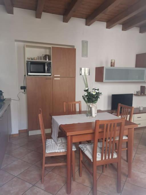 Casa Vacanze Il Tuffetto Olginate Екстер'єр фото