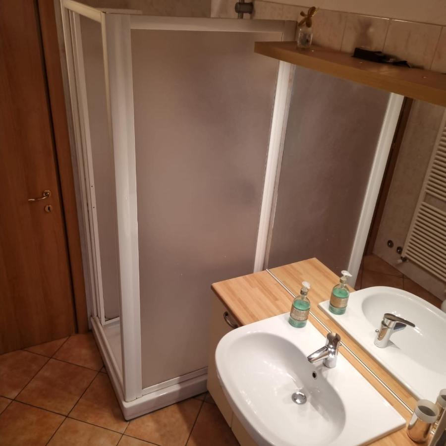 Casa Vacanze Il Tuffetto Olginate Екстер'єр фото